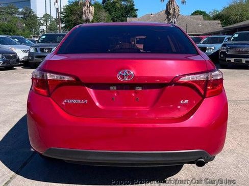Used 2018 Toyota Corolla LE FWD image 8