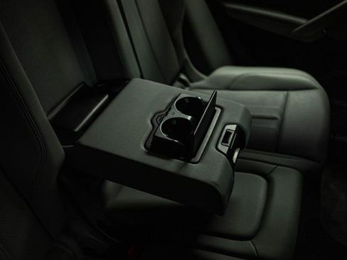 Used 2022 Audi Q5 e Prestige w/ Prestige Package AWD/4WD image 13