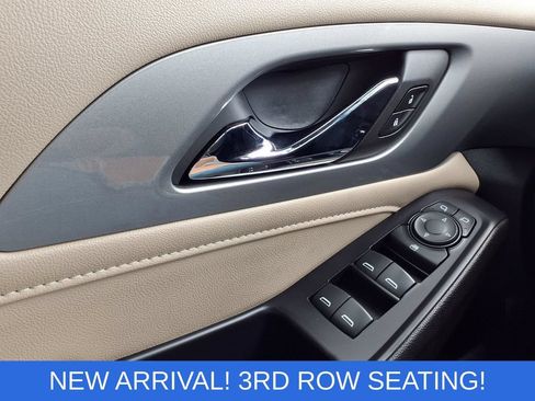 Used 2022 Chevrolet Traverse LS AWD/4WD image 19