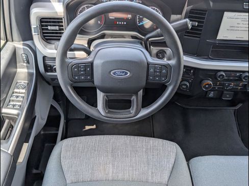 Used 2026 Ford F250 XLT AWD/4WD image 8