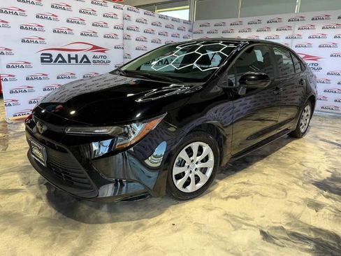 Used 2026 Toyota Corolla LE FWD image 8