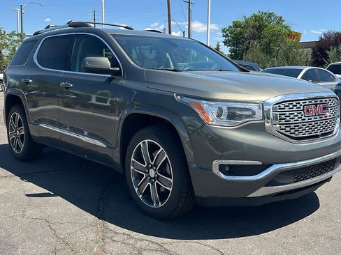 Used 2017 GMC Acadia Denali w/ Technology Package AWD/4WD image 3