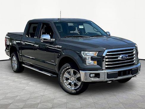 Used 2017 Ford F150 XLT w/ Equipment Group 302A Luxury AWD/4WD image 3