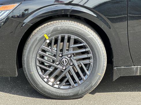 New 2026 Nissan Sentra SV image 24