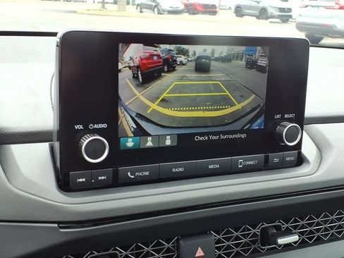 Used 2023 Honda Accord EX image 16