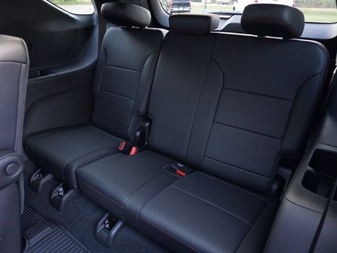 New 2026 Chevrolet Traverse Z71 w/ Driver Confidence Package image 13