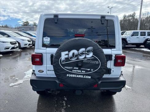 Certified 2025 Jeep Wrangler Sahara image 4