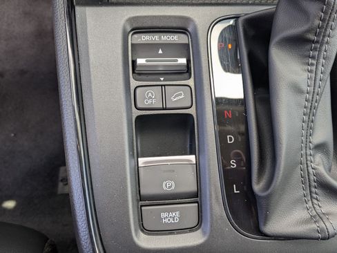 Used 2024 Honda CR-V EX-L image 27