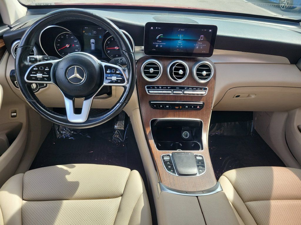 Used 2021 Mercedes-Benz GLC 300 w/ Premium Package image 26