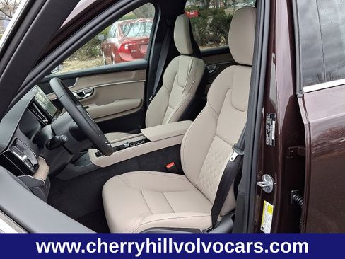 New 2025 Volvo XC90 B5 Core w/ Protection Package Premier image 15