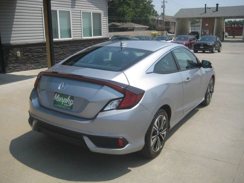 Used 2017 Honda Civic EX-L image 7