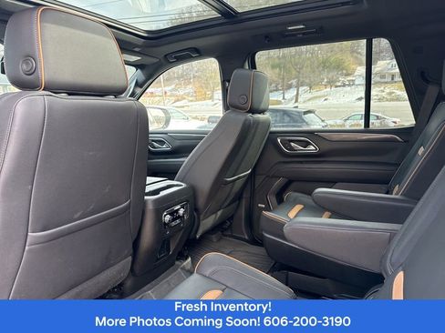 Used 2023 GMC Yukon AT4 w/ LPO, Floor Liner Package image 9
