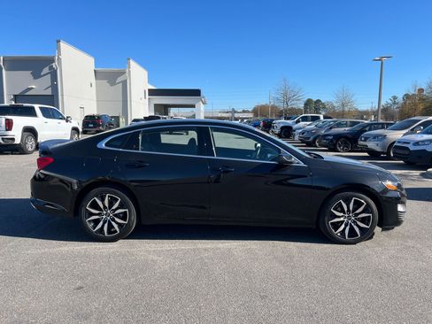 Used 2023 Chevrolet Malibu RS image 18