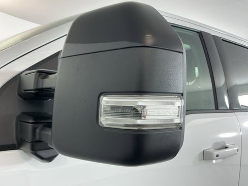 Certified 2025 Ford F450 Lariat w/ FX4 Off-Road Package image 13