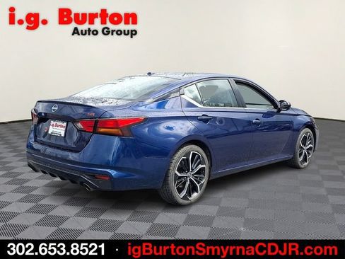 Used 2024 Nissan Altima 2.5 SR FWD image 6