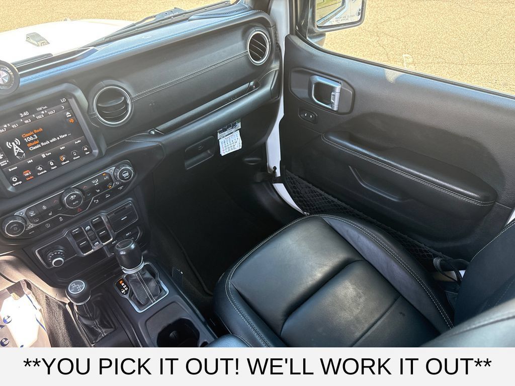 Used 2020 Jeep Gladiator Overland w/ Popular Equipment Package AWD/4WD image 27