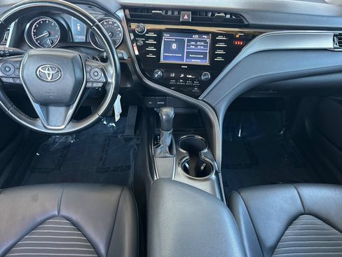 Certified 2020 Toyota Camry SE w/ Carpet Mat Package FWD image 16