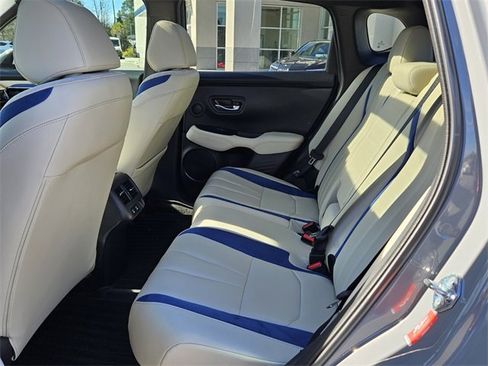 Used 2025 Acura ADX A-Spec image 4