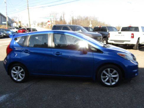 Used 2015 Nissan Versa Note SV w/ SL Tech Package image 16