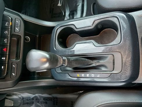 Used 2022 Chevrolet Colorado Z71 image 17