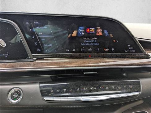 Used 2021 Cadillac Escalade ESV Sport Platinum AWD/4WD image 14