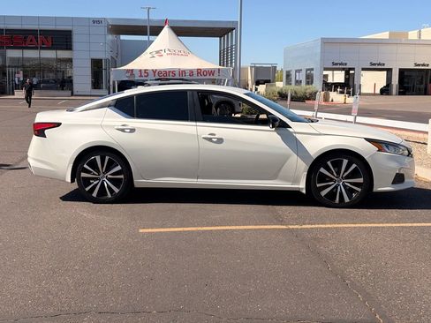 Used 2020 Nissan Altima 2.5 SR FWD image 7