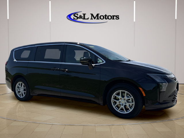 New 2027 Chrysler Pacifica Select FWD image 12