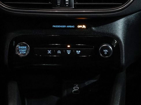 Certified 2022 Ford Edge SEL w/ Convenience Package image 26