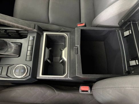 Used 2024 Toyota Tacoma SR5 RWD image 33