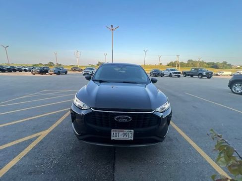 Used 2024 Ford Escape Active AWD/4WD image 8