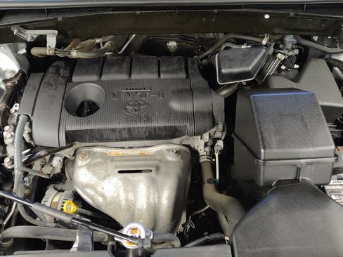 Used 2019 Toyota Highlander LE image 30