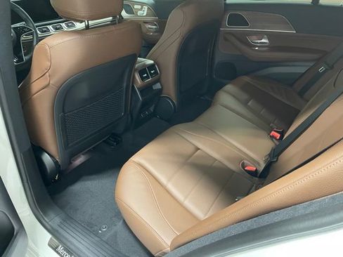 Used 2025 Mercedes-Benz GLE 350 4MATIC image 16