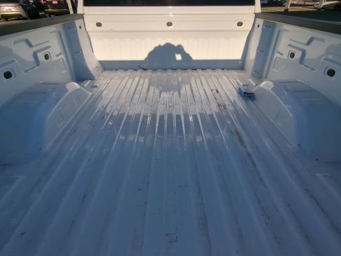 Used 2025 Chevrolet Silverado 2500 LT w/ Convenience Package image 19