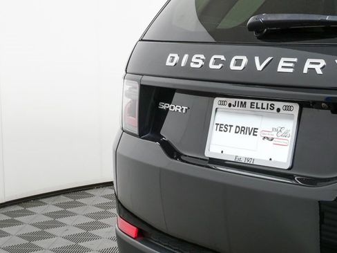 Used 2023 Land Rover Discovery Sport SE image 36