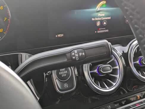 Certified 2023 Mercedes-Benz GLA 250 4MATIC image 24