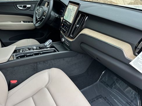 New 2026 Volvo XC60 B5 Plus w/ Climate Package AWD/4WD image 12