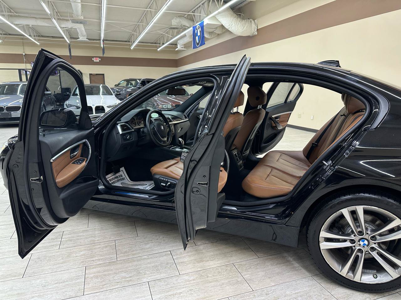 Used 2016 BMW 328i Sedan RWD image 13