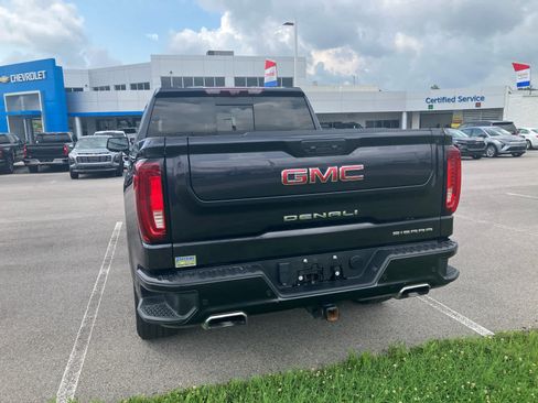 Used 2024 GMC Sierra 1500 Denali w/ Technology Package AWD/4WD image 6
