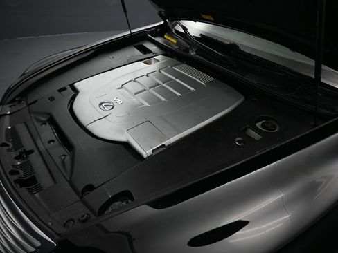 Used 2011 Lexus LS 460 L w/ Luxury Pkg image 44