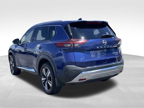 Certified 2023 Nissan Rogue Platinum w/ Platinum Premium Package AWD/4WD image 5