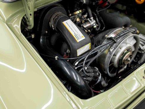 Used 1987 Porsche 911 Carrera RWD image 75