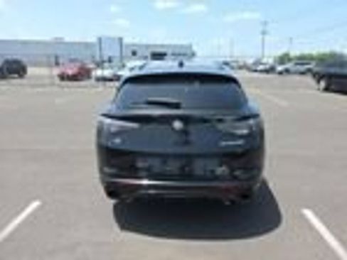 Used 2024 Alfa Romeo Stelvio Veloce AWD/4WD image 24