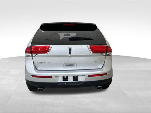 Used 2014 Lincoln MKX FWD w/ Equipment Group 102A image 4