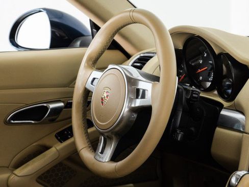 Used 2015 Porsche Cayman RWD image 11