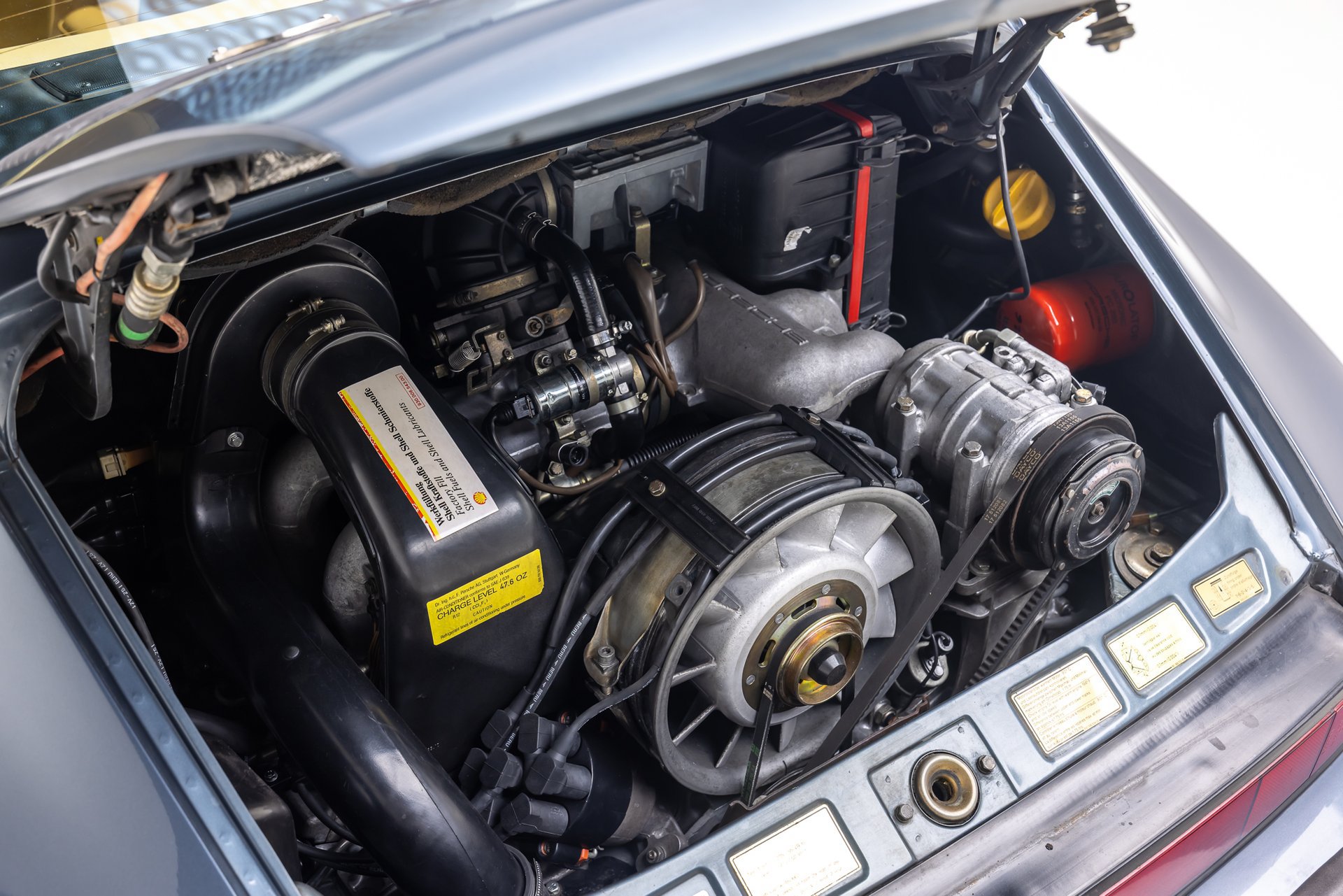 Used 1987 Porsche 911 Carrera RWD image 21