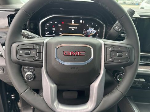 New 2025 GMC Sierra 2500 SLT image 17