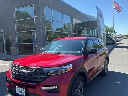 Used 2023 Ford Explorer XLT w/ Equipment Group 202A