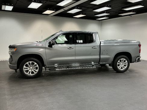 Used 2023 Chevrolet Silverado 1500 LTZ w/ LTZ Premium Package AWD/4WD image 2