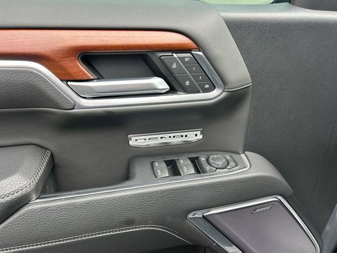 Used 2023 GMC Sierra 1500 Denali w/ Denali Reserve Package image 13
