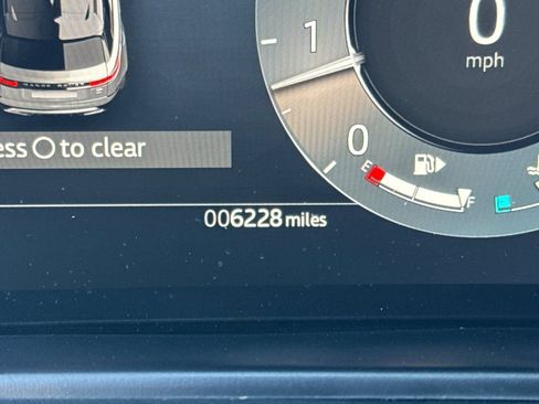 Used 2026 Land Rover Range Rover Velar S image 31